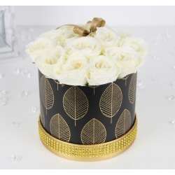 Bukiet 12x JASNO KREMOWYCH różyczek CZARNO ZŁOTY BOX